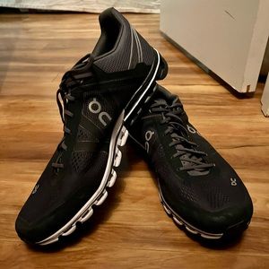 On Cloud Running Shoes